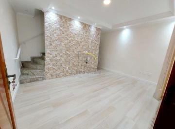 Casa · 90m² · 1 Quarto · Sobrado com 1 dorm, Guilhermina, Praia Grande - R$ 550 mil, Cod: 5300