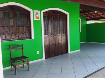 Casa · 170m² · 6 Quartos · 4 Vagas · Casa em Ipitanga