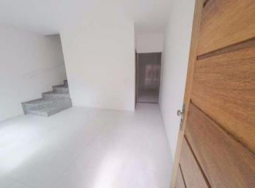 Casa de 3 quartos, Mauá · Sobrado à Venda em Mauá