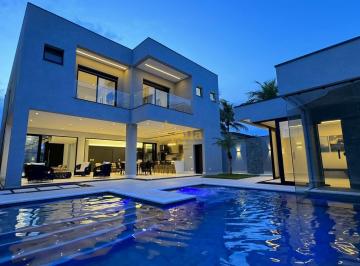Casa · 458m² · 5 Quartos · 4 Vagas · Casa Nova, 5 suítes, lazer, Jardim Acapulco