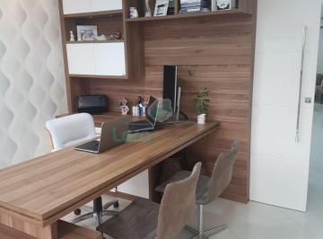 Comercial · 45m² · 1 Vaga · Sala em Imbetiba - Macaé, RJ