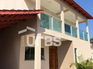Casa · 250m² · 4 Quartos · 2 Vagas · Sobrado de 4 quartos , no Setor Sol Nascente.