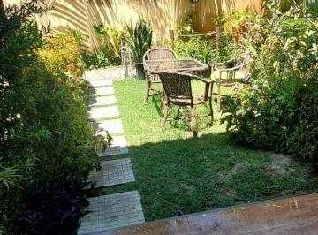 Casa · 100m² · 3 Quartos · 2 Vagas · Casa à venda alto padrão em Guarajuba