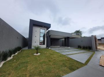 Casa de 3 quartos, Gama · CASA MODERNA NA PONTE ALTA