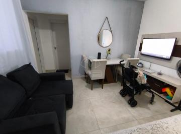 Sala de estar · Imperdível: Apartamento reformado no Condomínio Gran VIC Barcelona, em Sumaré/SP