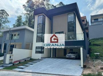 81c0db4df65833671f38655625e588d2db0672a7 · Casa Moderna e Clean com 03 suítes e Piscina na Aldeia da Serra - Barueri