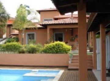 76f9c9e56deee1779986dae09d81a303f0451914 · Descubra a poesia de viver em cada m² desta casa encantadora na Granja Viana - Cotia - SP! ??? À ven