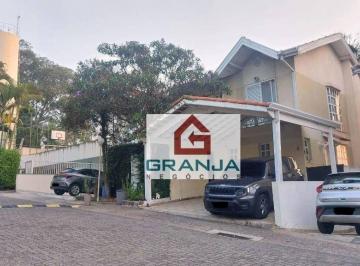 3621b7c45628f37cea81b4b525b59d4c41c1d907 · Residência em condomínio fechado dotado de segurança moderna e abrangente.