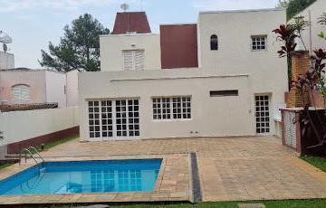 2e592ec7d3d543184afd7341112609eee8c460a5 · Abaixo do valor de avaliação, esta casa está situada em um condomínio exclusivo com poucas residênci