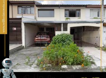 Casa · 91m² · 3 Quartos · 2 Vagas · SOBRADO CONSERVADO COM 03 DORMITÓRIOS NO JARDIM DA