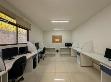 Comercial · 400m² · 4 Vagas · Excelente Oportunidade de Locação Casa Comercial em Piedade