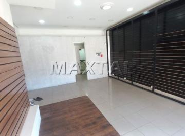Comercial · 46m² · Loja à venda no centro comercial de Santana, com 46m², toda em piso frio.