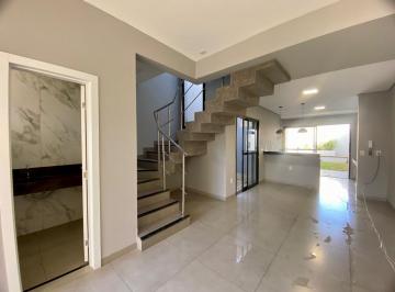 Casa · 110m² · 3 Quartos · 2 Vagas · Casa com 3 quartos à venda, 110 m² - Bosque dos Buritis - Uberlândia/MG
