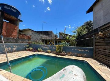 7e81167f340931e6e7e375e029f26232cc106e1e · Casa com Varanda Gourmet e Piscina no Jardim Imperial, Atibaia – 110 m²