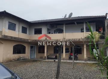 Casa · 200m² · 5 Quartos · 5 Vagas · Sobrado em  Rua Fernando Nunes Santana - João Costa - Joinville/SC