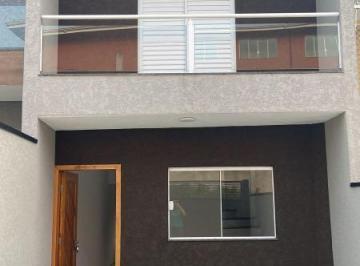 Foto 01 · Casa à Venda em Atibaia-SP na Vila Petrópolis, 2 Suítes, 2 Salas, 3 Banheiros, 2 Vagas de Garagem, 9