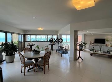 Apartamento · 300m² · 3 Quartos · 3 Vagas · Apartamento 300m² com vista mar em Petrópolis, todo reformado!