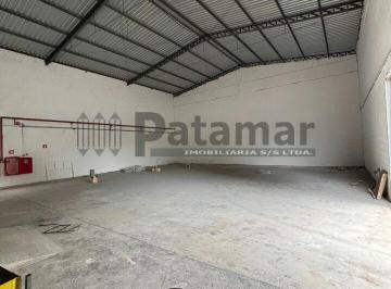 Comercial · 250m² · Galpão para locação no Jardim Arpoador