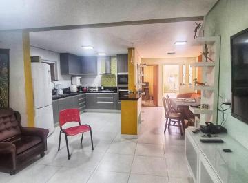 Casa de 3 quartos, Taguatinga · QNJ 29 -  vendo casa taguatinga 3 quartos , suite   armarios