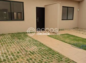 Casa · 70m² · 2 Quartos · 1 Vaga · Casa à venda, 2 quartos, 1 suíte, 1 vaga, Santa Rosa - Uberlândia/MG