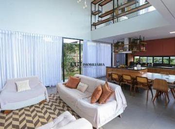 Casa · 500m² · 4 Quartos · 6 Vagas · Sobrado Lindíssimo de 547m² Disponível para Venda