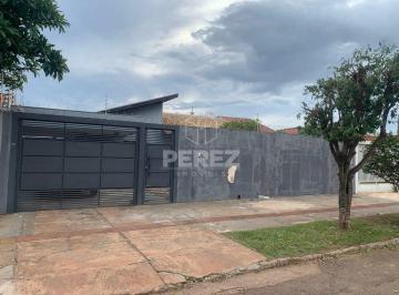 Casa · 180m² · 5 Quartos · 2 Vagas · Cassa Térrea no Bairro Tiradentes