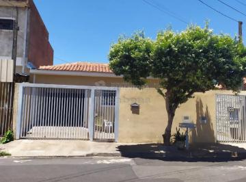 Casa · 250m² · 3 Quartos · 2 Vagas · Venda de Casa térrea com Edículas no localizada no Bairro Eldorado.