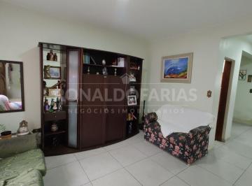 Casa · 200m² · 6 Quartos · 3 Vagas · Sobrado a venda com 6 dormitórios, 250m² de  terreno em Interlagos