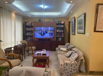 Casa · 160m² · 3 Quartos · 5 Vagas · Conforto e Espaço na Avenida Rio Pequeno: Casa Térrea com 3 Suítes e Edícula! FL12