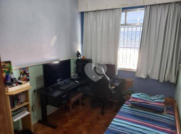 Apartamento 2 quartos e 1 vaga de garagem - Rua Heráclito Graça-RJ · Apartamento com sala, 2 quartos, 1 vaga de Garagem,