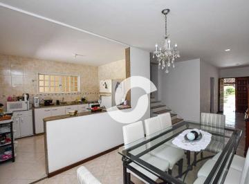 5183ddffe7fed16a9b33c463214d446a23b212a4 · Pendotiba, linda e espaçosa casa com piscina!!