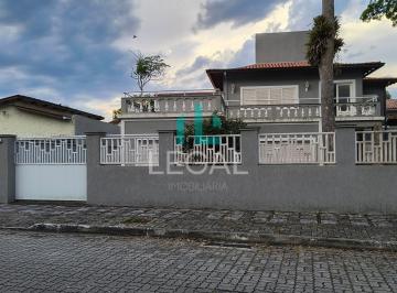 Casa · 360m² · 7 Quartos · 4 Vagas · Casa Alto Padrão em Bosque da Praia, Rio das Ostras/RJ