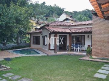 Foto 01 · Espetacular Casa em Condomínio à Venda em Pendotiba, Niterói-RJ: 3 Quartos, 1 Suíte, 1 Sala, 2 Banhe