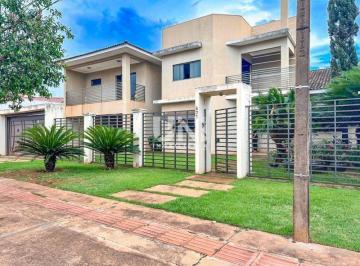 Casa · 500m² · 4 Quartos · 2 Vagas · VENDA | Sobrado, com 4 dormitórios em Vila Aurora, Dourados