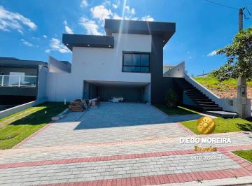 Casa · 300m² · 3 Quartos · 5 Vagas · Casa à venda em Condomínio Fechado  -  Mairiporã