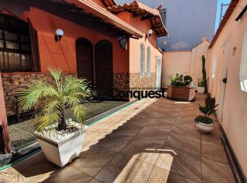 Casa · 180m² · 5 Quartos · 3 Vagas · Casa Ampla em lote 360m², 05 Quartos com suíte Eldorado Contagem