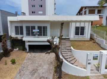 Foto 03 · Casa à venda no Centro - 3 Quartos, 2 Pavimentos, Garagem para 3 Carros e Amplo Terreno de 427 m² -