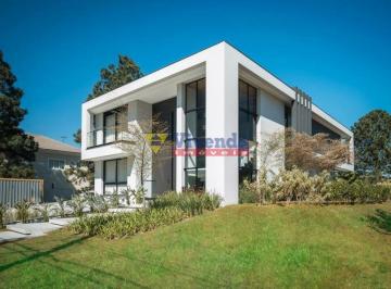 Casa · 600m² · 5 Quartos · 2 Vagas · ESQUINA MOBILIADA MORADA DOS LAGOS - NOVA