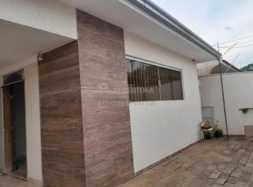 Casa · 170m² · 3 Quartos · 2 Vagas · Bairro Santa Cruz - Casa com  03 dormitórios