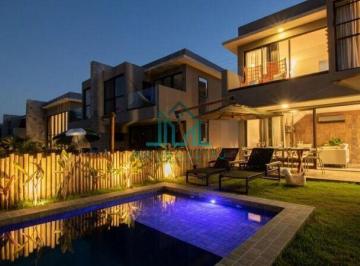 Casa · 126m² · 3 Quartos · 2 Vagas · Casa Duplex Mobiliada com 126m² com 3 Suítes em Condomínio a Beira-mar da Praia do Marceneiro - Alag