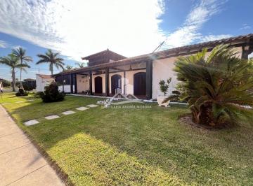 Casa · 650m² · 3 Quartos · 6 Vagas · Casa de praia com terreno comercial