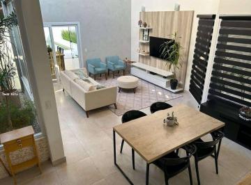 202409251710159303.jpg · Casa para Venda em Jandira, Jardim do Golf I, 3 dormitórios, 3 suítes, 4 banheiros, 6 vagas