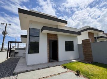 Casa · 59m² · 2 Quartos · 2 Vagas · Casa de Esquina na Barra do Saí com 02 quartos (01 suíte) em Itapoá/SC