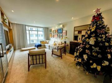 Apartamento · 185m² · 3 Quartos · 1 Vaga · Apartamento Exclusivo no Posto 6 de Copacabana – Sofisticação e Conforto