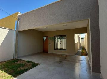 Casa · 90m² · 2 Quartos · 1 Vaga · Casa Padrão 02 quartos - Centro Guapó- Go