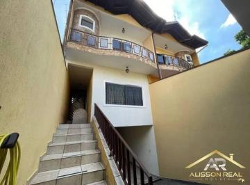 Casa · 333m² · 4 Quartos · 5 Vagas · Sobrado sendo 4 Quartos, 7 Vagas no Jd das Flores em Osasco.