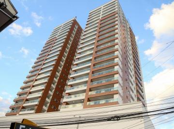 Apartamento · 178m² · 3 Quartos · 2 Vagas · Apartamento amplo de alto padrão com 3 quartos sendo 1 suíte localizada no Centro - Palhoça - SC