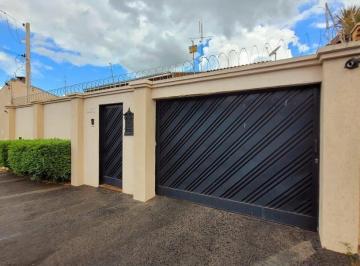 Casa · 160m² · 3 Quartos · 2 Vagas · Casa Padrão à Venda