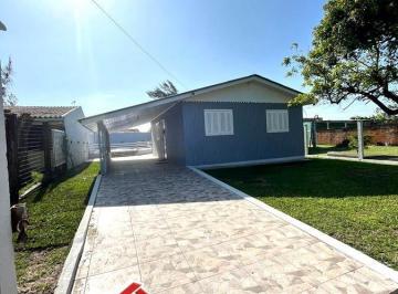 Casa de 3 quartos, Imbé · C208 - Lindo imóvel composto de 03 dormitórios a 250 m do mar