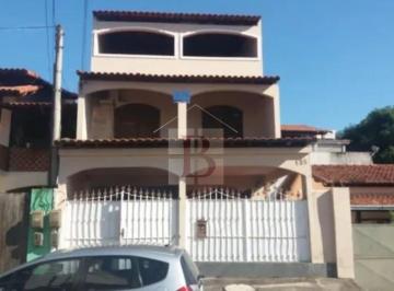 Foto 02 · Casa à venda em São Gonçalo-RJ, bairro Mutuá: 3 quartos, 1 sala, 3 banheiros, 2 vagas, 210m² de área